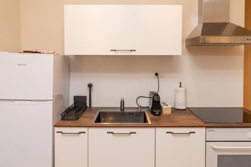 Апартаменты Cozy Santa Maria Novella Uffizi Duomo 2Beds-2Baths Флоренция Экстерьер фото