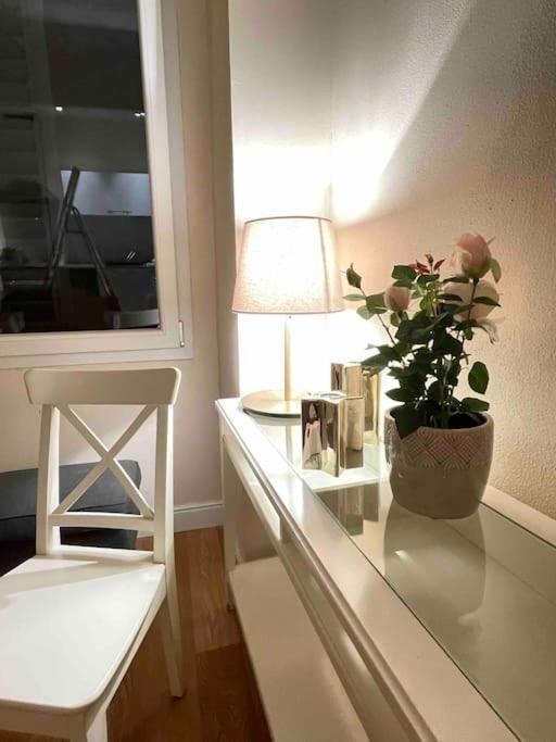 Апартаменты Cozy Santa Maria Novella Uffizi Duomo 2Beds-2Baths Флоренция Экстерьер фото