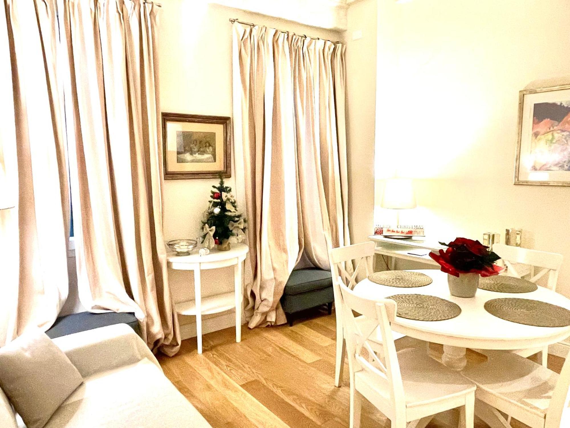 Апартаменты Cozy Santa Maria Novella Uffizi Duomo 2Beds-2Baths Флоренция Экстерьер фото